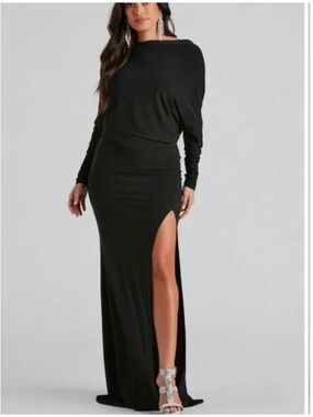 Windsor Black Long-Sleeve Maxi Dress with High Side Slit